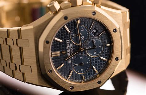 audemars piguet royal oak chronograph gold with diamonds|royal oak watch n2122 price.